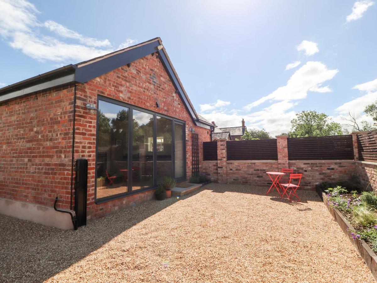 Swallow Cottage Sandbach Exterior photo